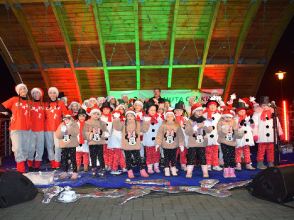 JARMARK ADWENTOWY W PARKU RUBINA